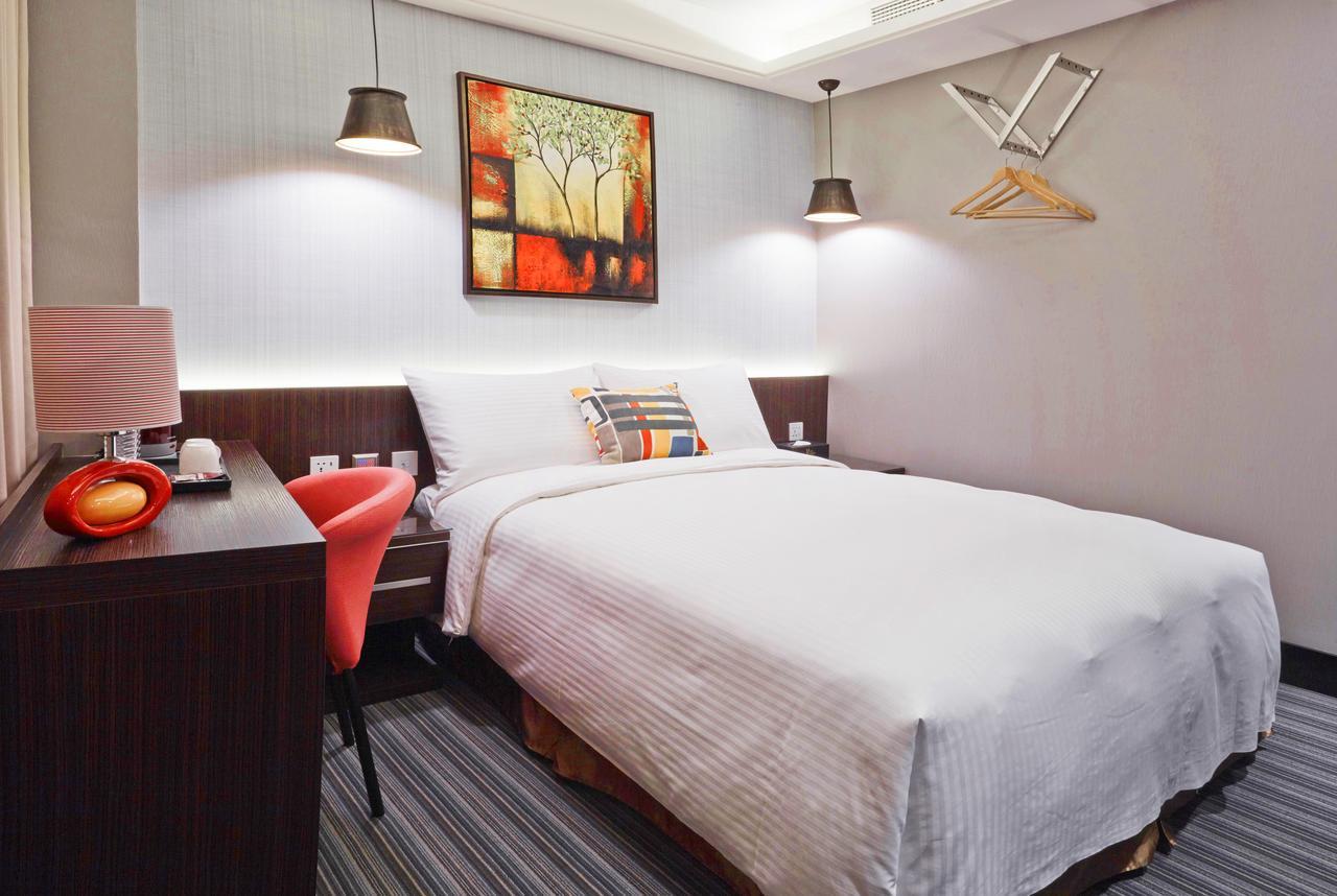 V-one Hotel - Ningxia No. 2 Inn Taipeh Exterior foto