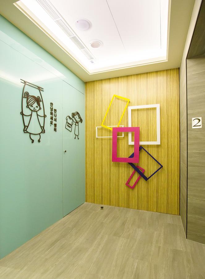 V-one Hotel - Ningxia No. 2 Inn Taipeh Exterior foto